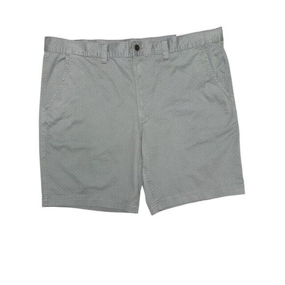 St John's Bay Shorts size 44 Gray Tiny White Dots Comfort Stretch Waist 9 Inseam - Picture 1 of 6